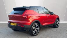 Volvo Xc40 2.0 B4P R DESIGN Pro 5dr Auto Petrol Estate